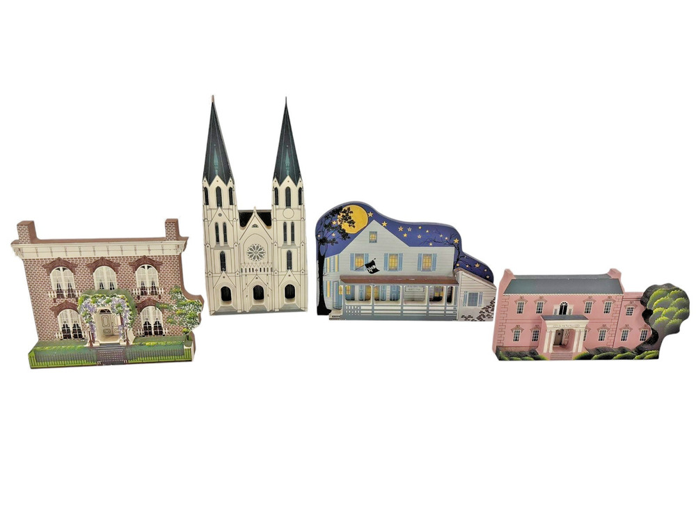 Sheila's Collectibles Savannah GA 4 Pc Lot Mercer Pink House Pirates Cathedral